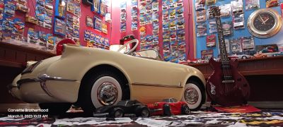 LP Corvette with 1953 Corvette Pedal Car
